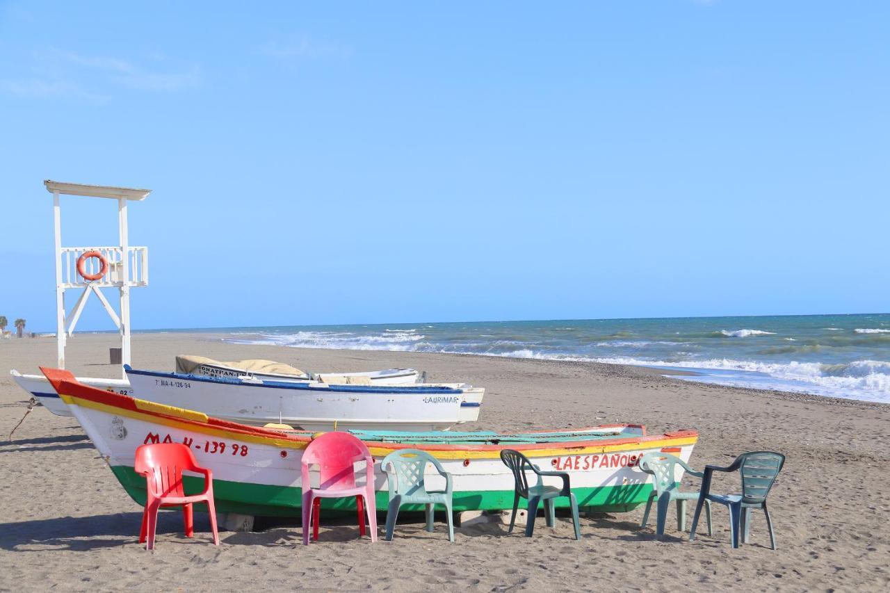 Hostal La Estacion Benajarafe Buitenkant foto