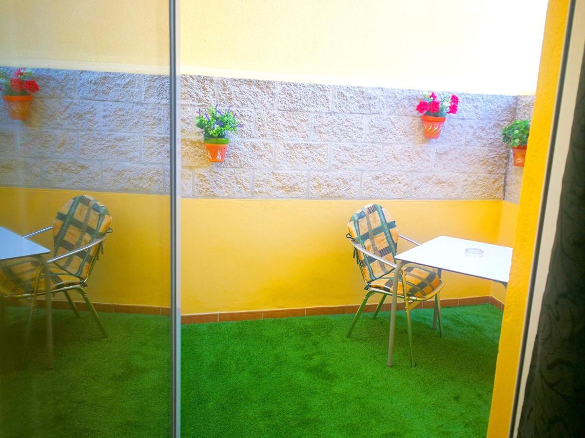 Hostal La Estacion Benajarafe Buitenkant foto