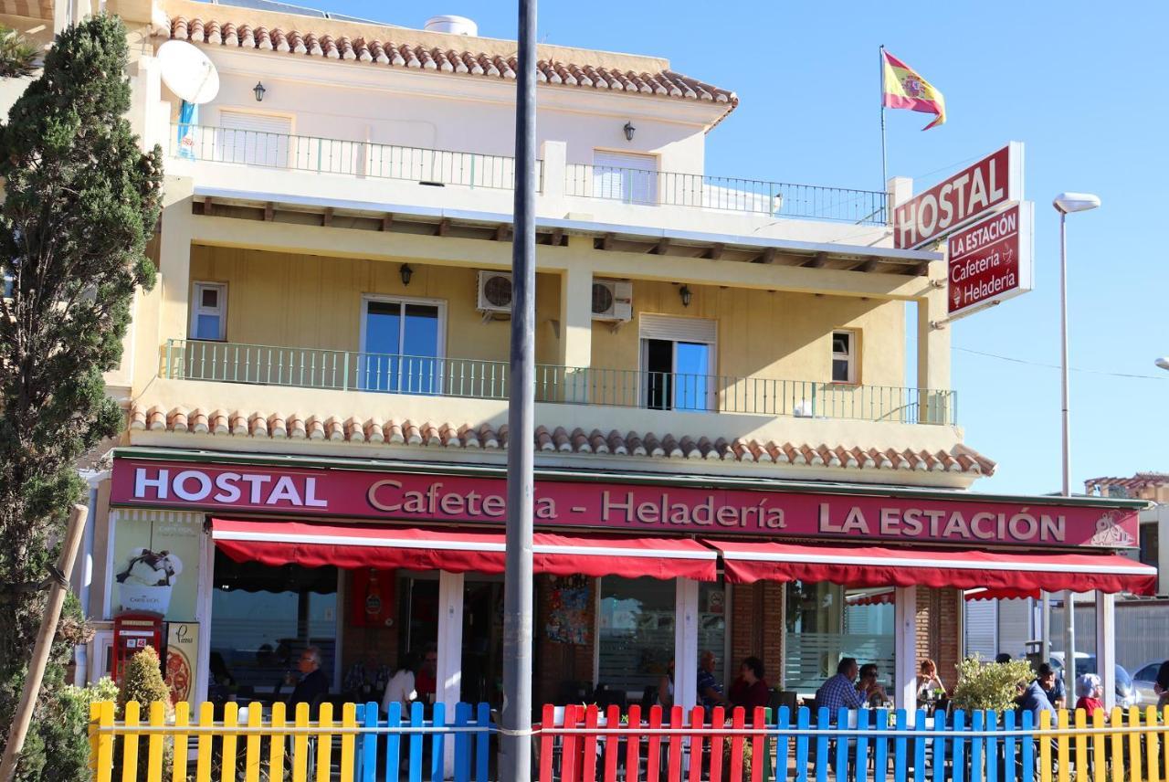 Hostal La Estacion Benajarafe Buitenkant foto