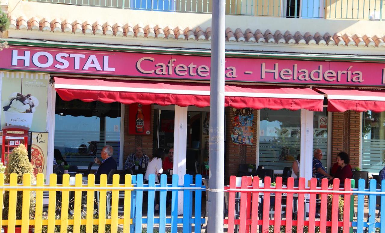 Hostal La Estacion Benajarafe Buitenkant foto